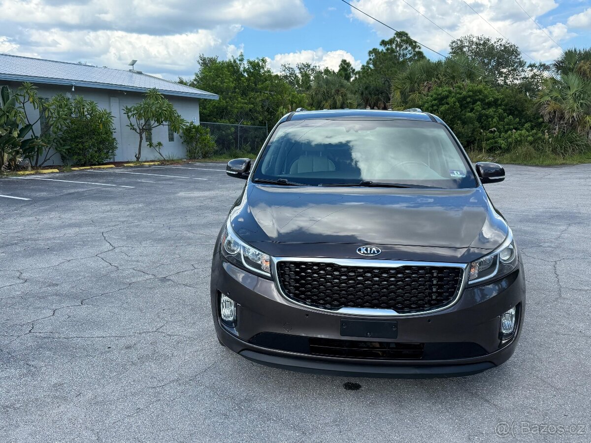 Kia Sedona EX 3.3 V6 - 2
