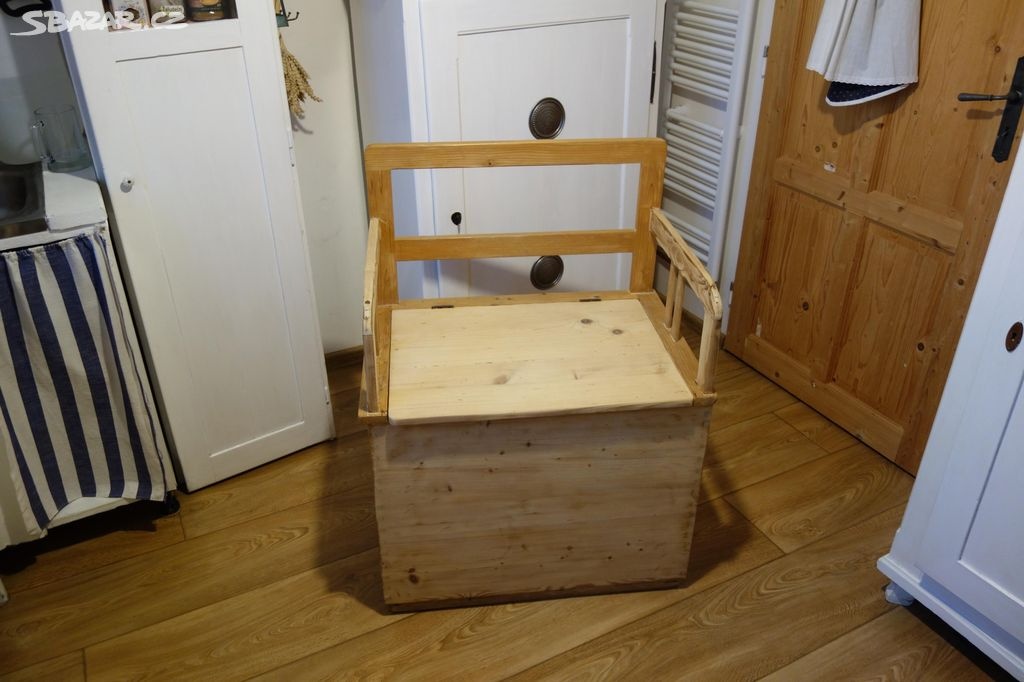 Lavice s úložným prostorem - 2