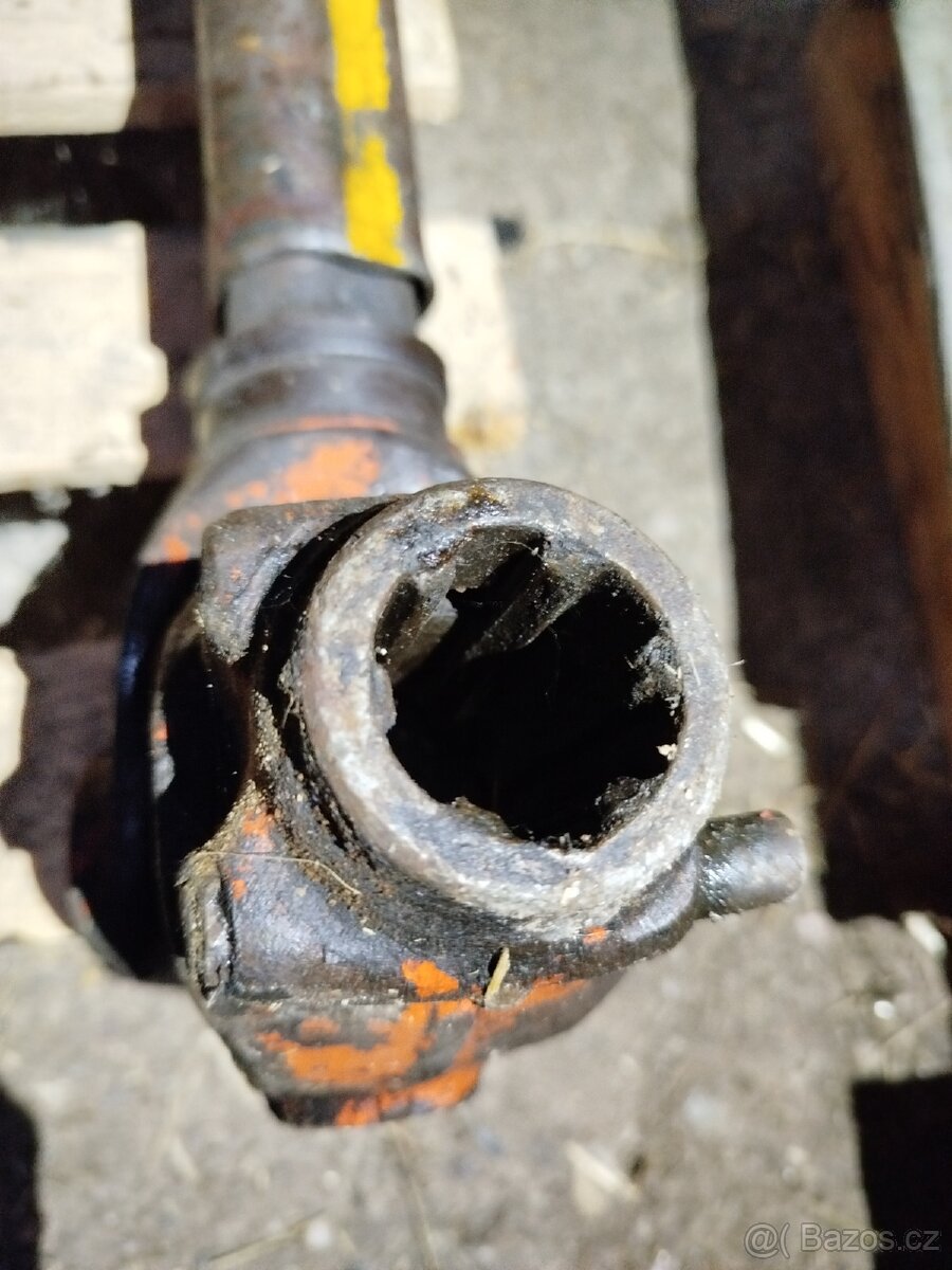 Prodám kardanovou hřídel. - 2