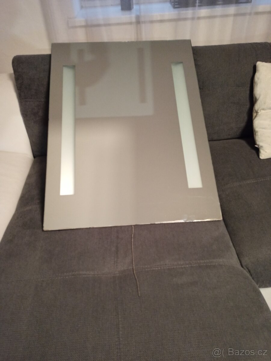 Podsvicené zrcadlo - 2