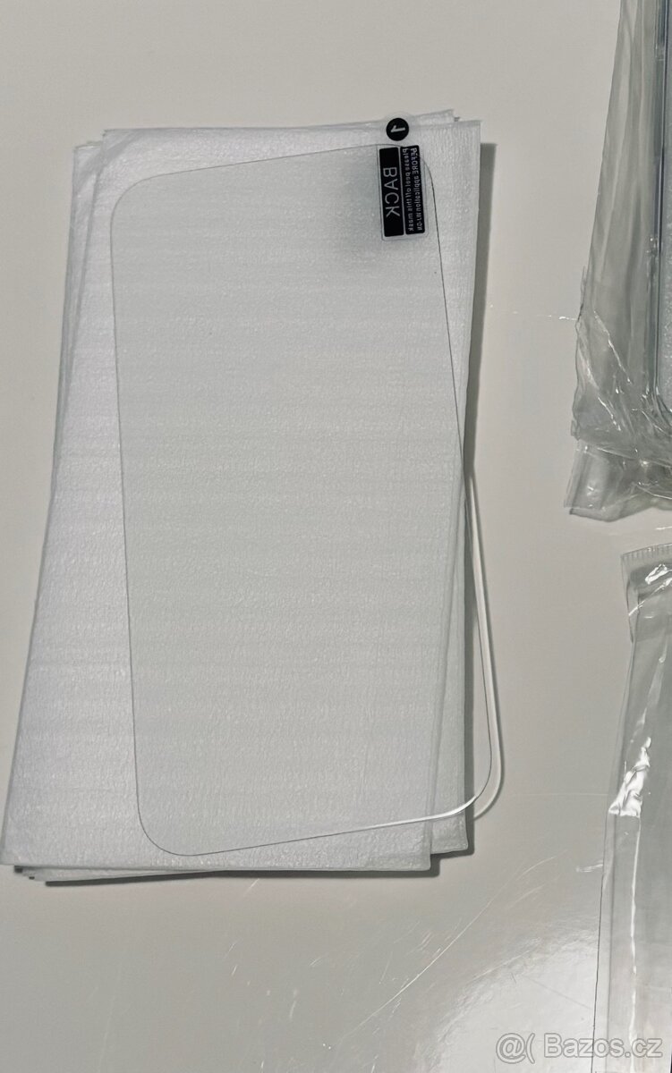 Obaly + sklá iPhone 17 - 2