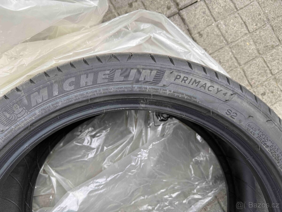 Michelin Primacy 4 205/45 R17 - 2