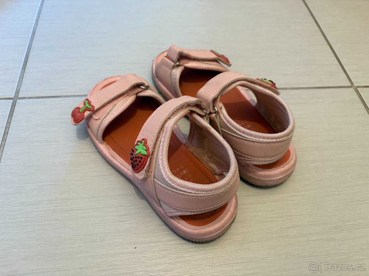 Dětské sandále vel. 28 (dívčí) - 2