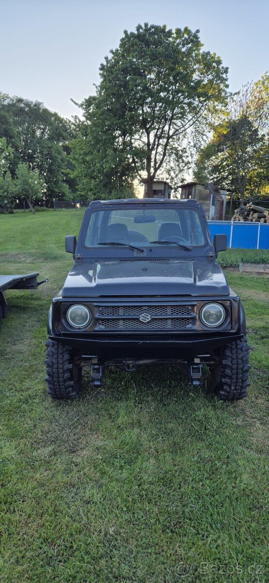 Suzuki Samurai - 2