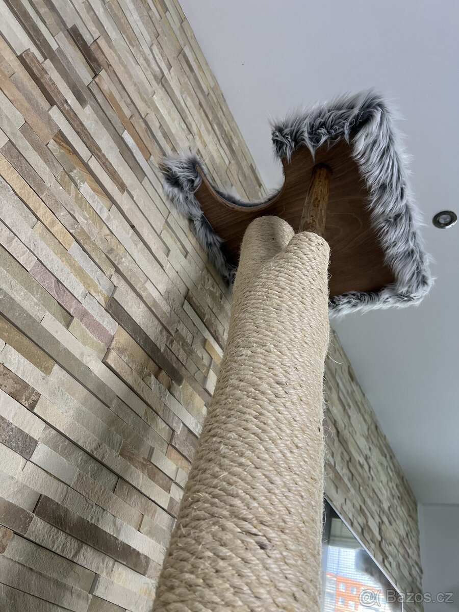 Drevene škrabadlo pro kočky - 2