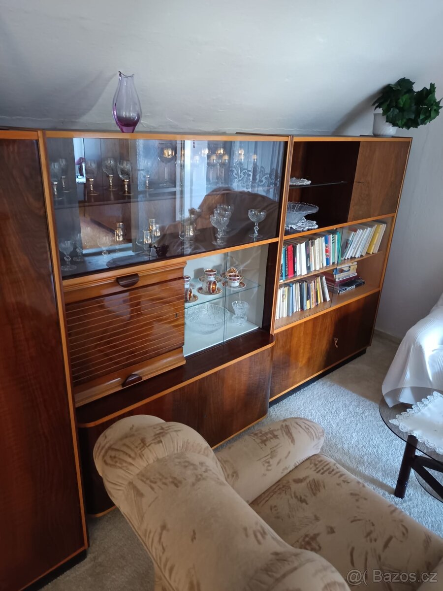Obývací nabytek - 2