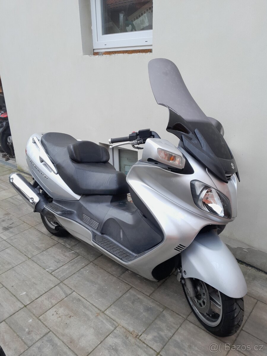 Suzuki AN 650 Burgman Executive 2005, rozprodám po dílech - 2