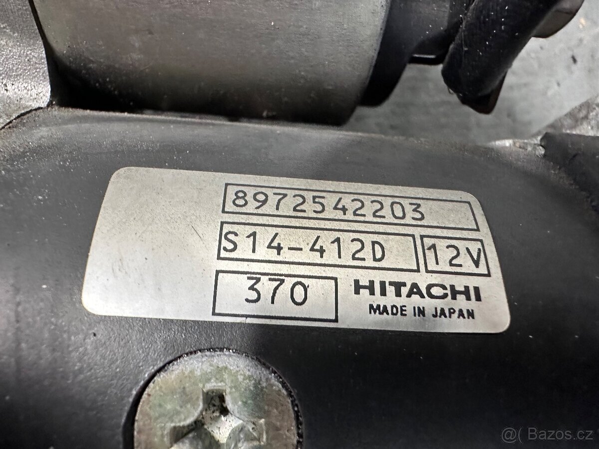 Opel Signum Vectra 3.0CDTi Turbo a příslušenství motoru - 2