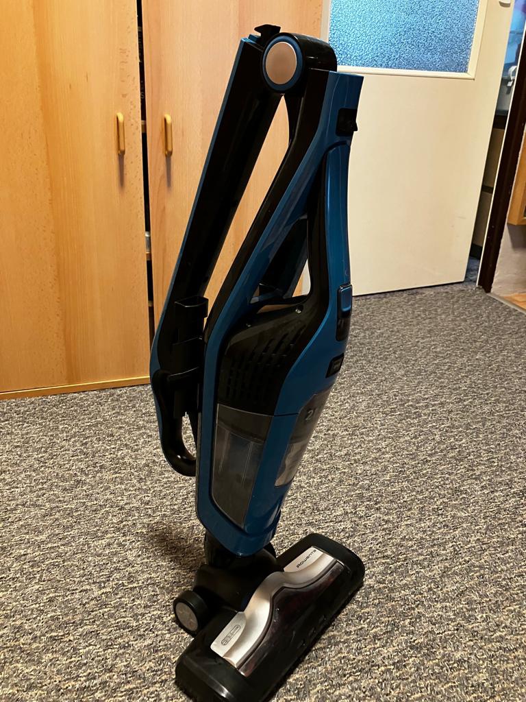 Tyčový vysavač Rowenta DUAL FORCE 2 V 1 RH6751WO modrý - 2