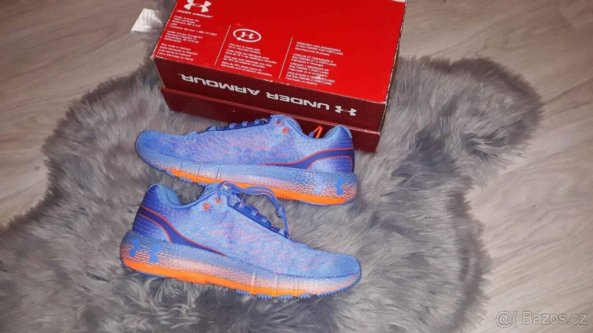 Under Armour 44,5 EUR nové, nepoužité s BLUETOOTH - 2