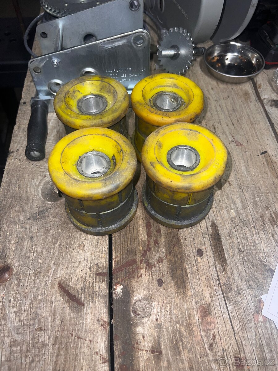 BMW e39 strongflex do zadní nápravnice - 2