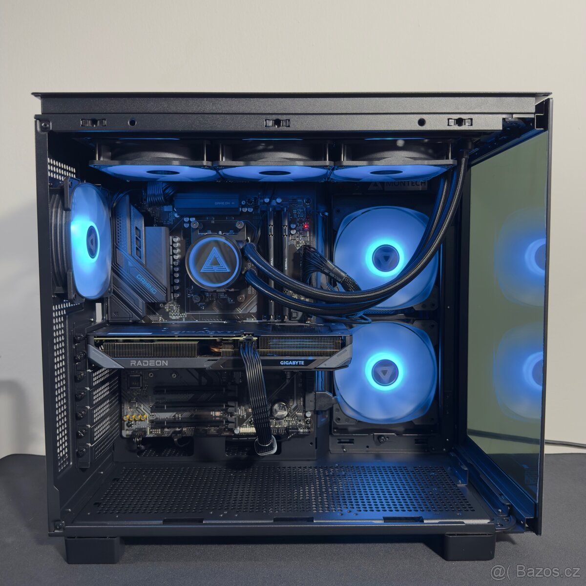 HERNÍ PC - RYZEN 7 8700F, RX 9060XT 16GB, 32GB DDR5, ZÁRUKA - 2