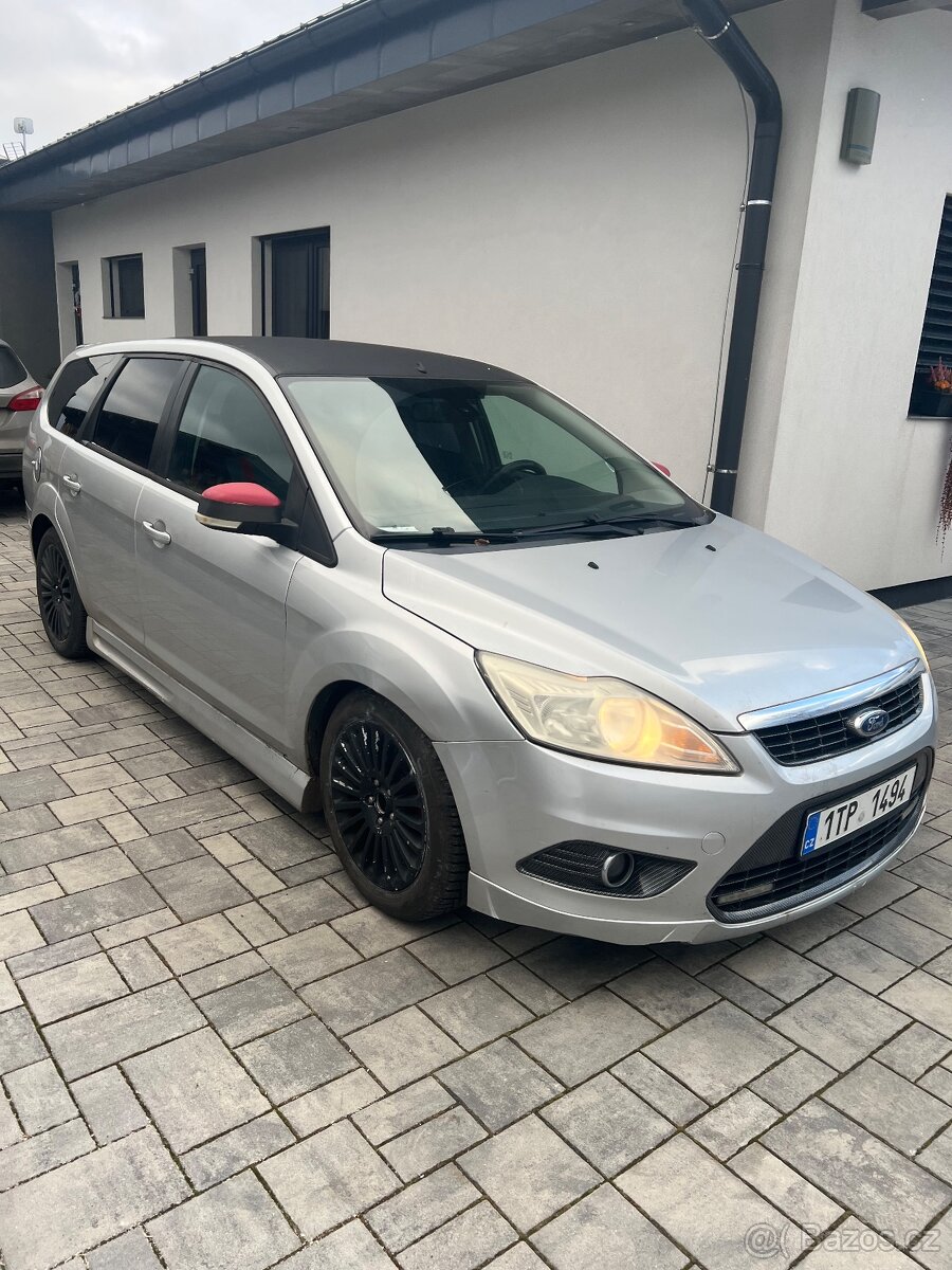 Ford focus 2010 1.8 benzin - 2