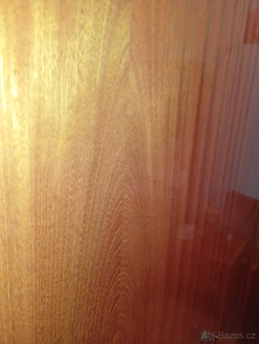 Skříně za odvoz - 2