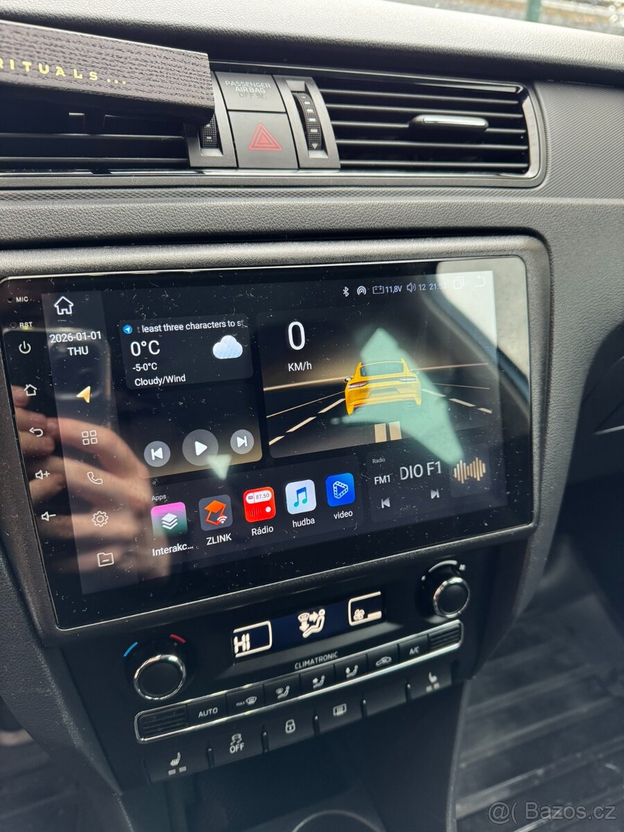 Autorádio Škoda Rapid - 2