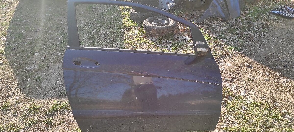 Pravé dveře Mercedes A w169 - 2