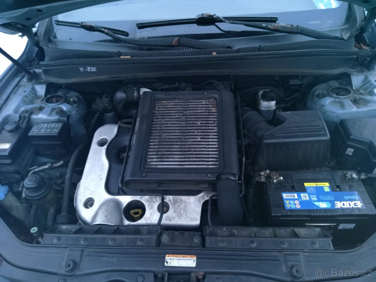 Prodám Hyundai Santa Fe - 2