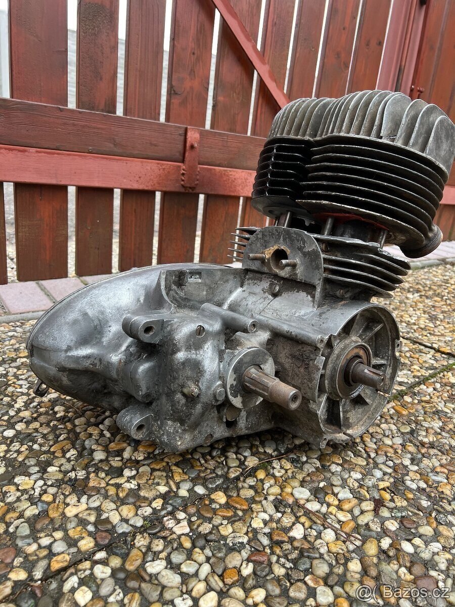 Motor Velorex 350 hydraulika - 2