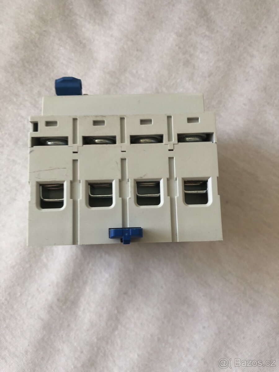 Prodám proudovy chranič Schrack 63A - 2