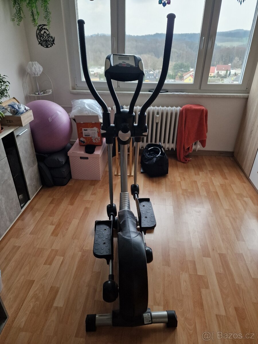 Elipticky trenažér - 2