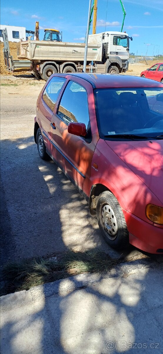 VW POLO - 2