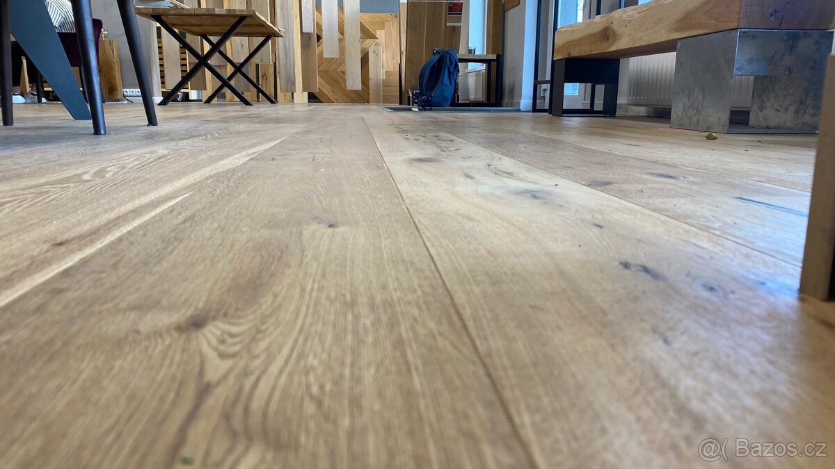 Dřevěná podlaha dub, 1.jakost, rustyk - 2