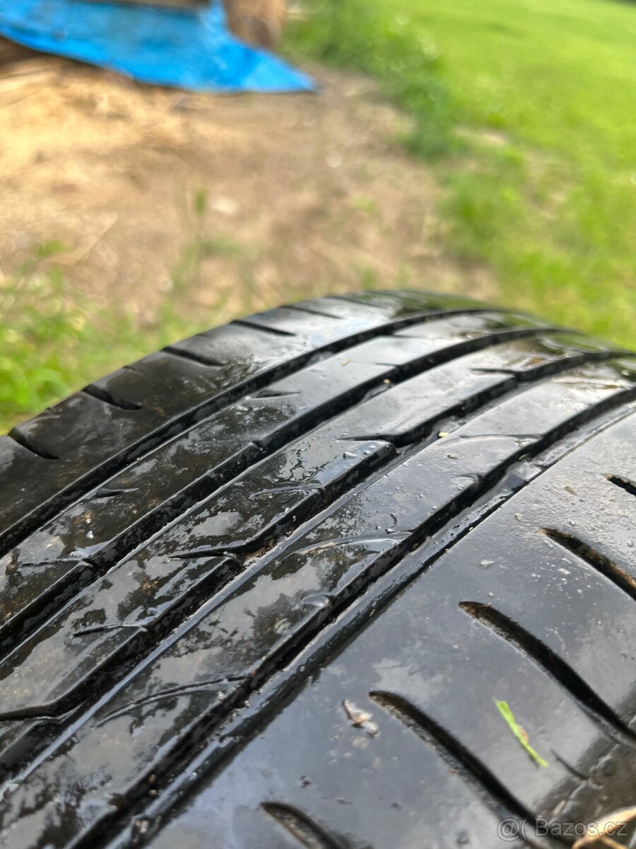 Pneu 185/60 R14 - 2