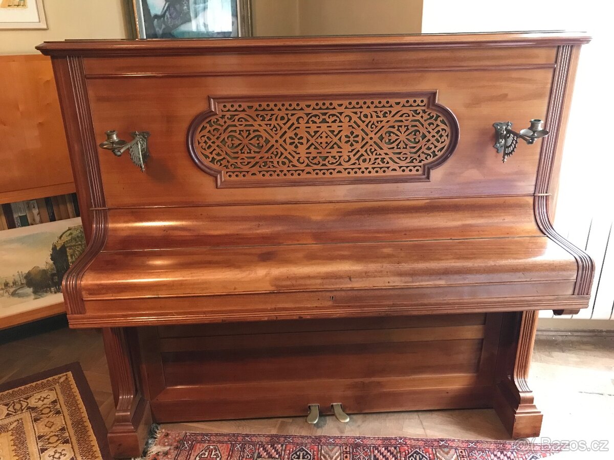 PIANINO C. BECHSTEIN zhotovené v roce 1900 - 2