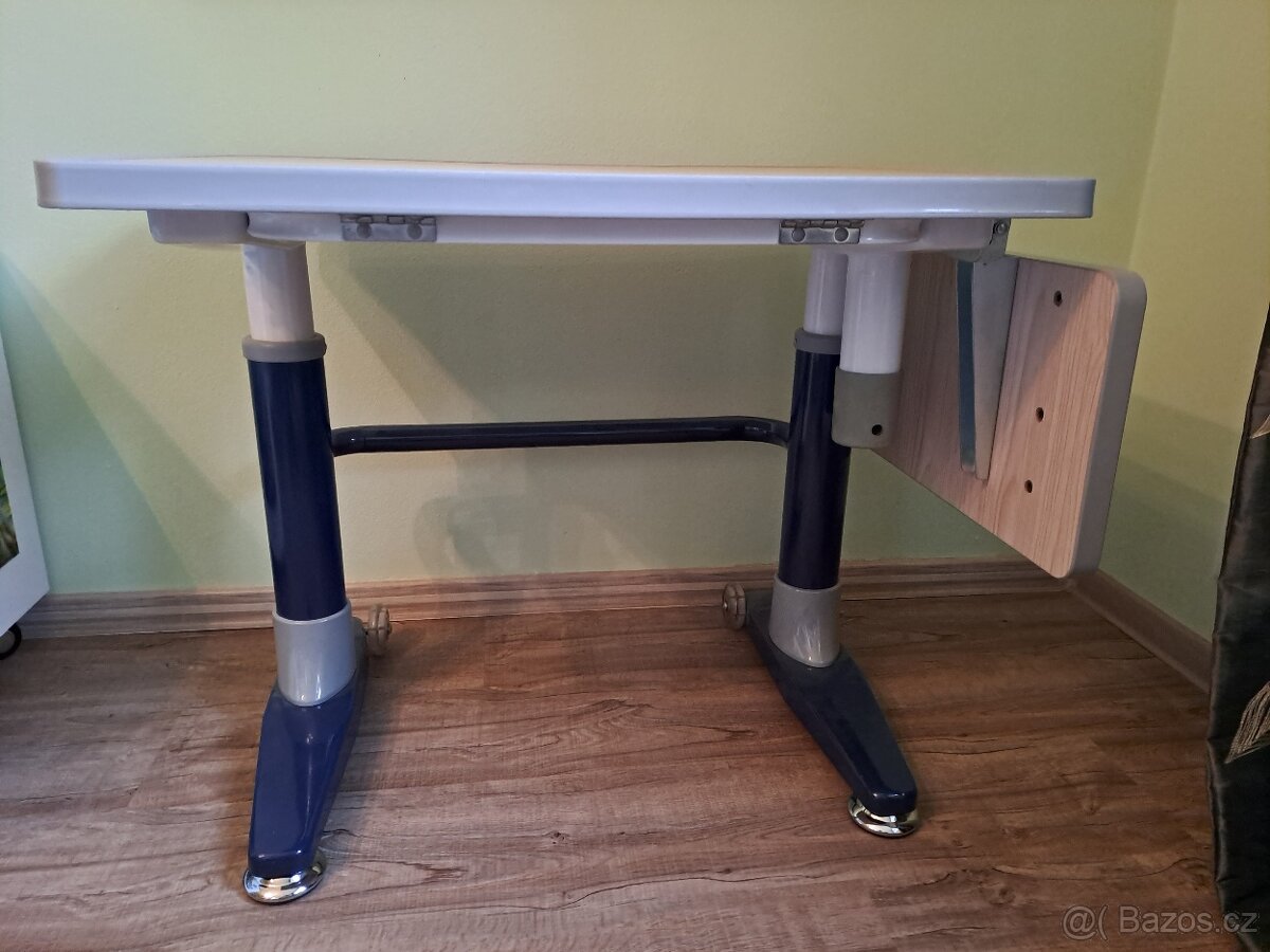 Rostoucí stůl  modrý - 2