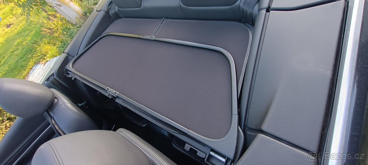 Volkswagen EOS,větrná clona. - 2