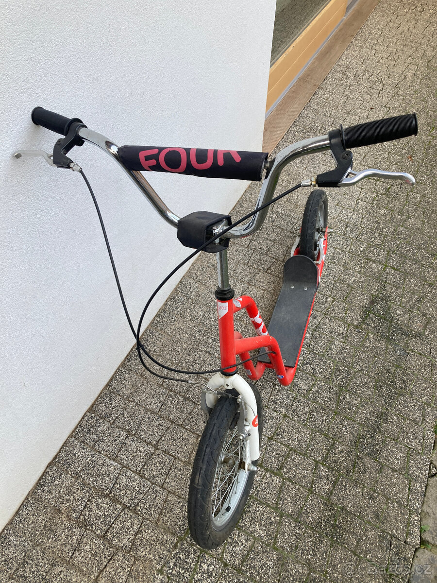 Koloběžka Yedoo Four - 2