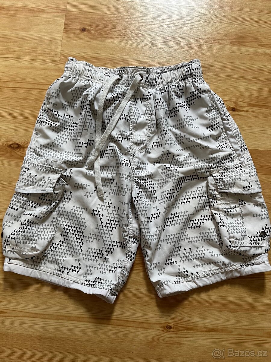 Kraťasy a šortky - 2