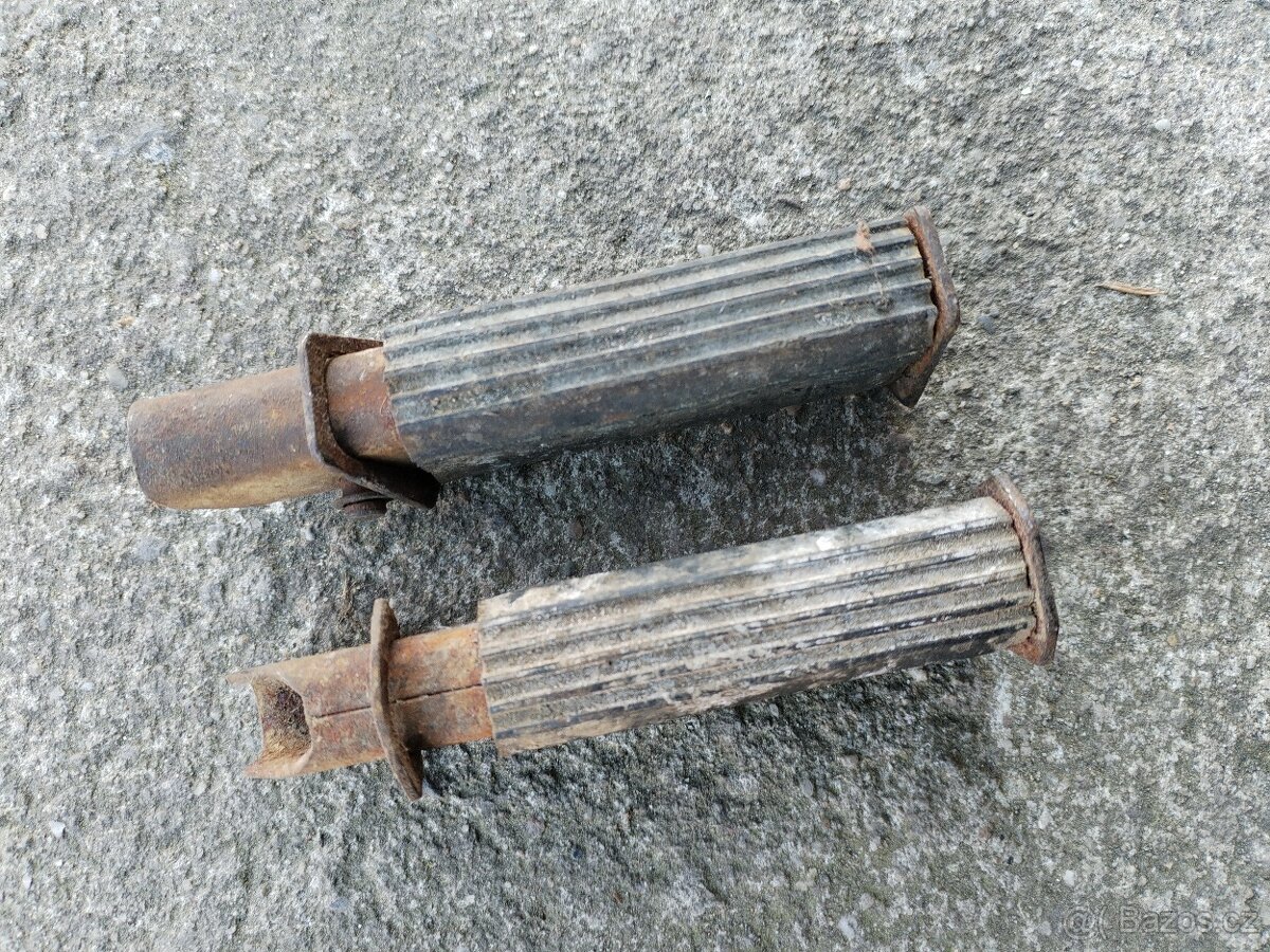 Zadní stupačky Jawa 23 Mustang - 2