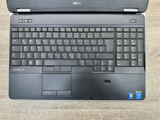 Dell Latitude E6540 - 2