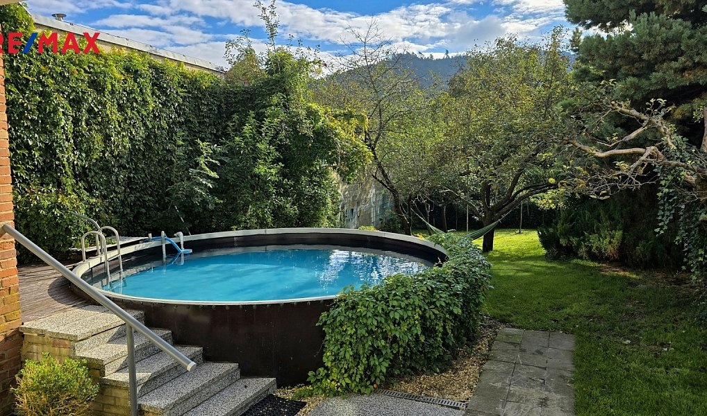 Prodám dvougenerační rodinný dům ,Zámecká, Koryča - 2