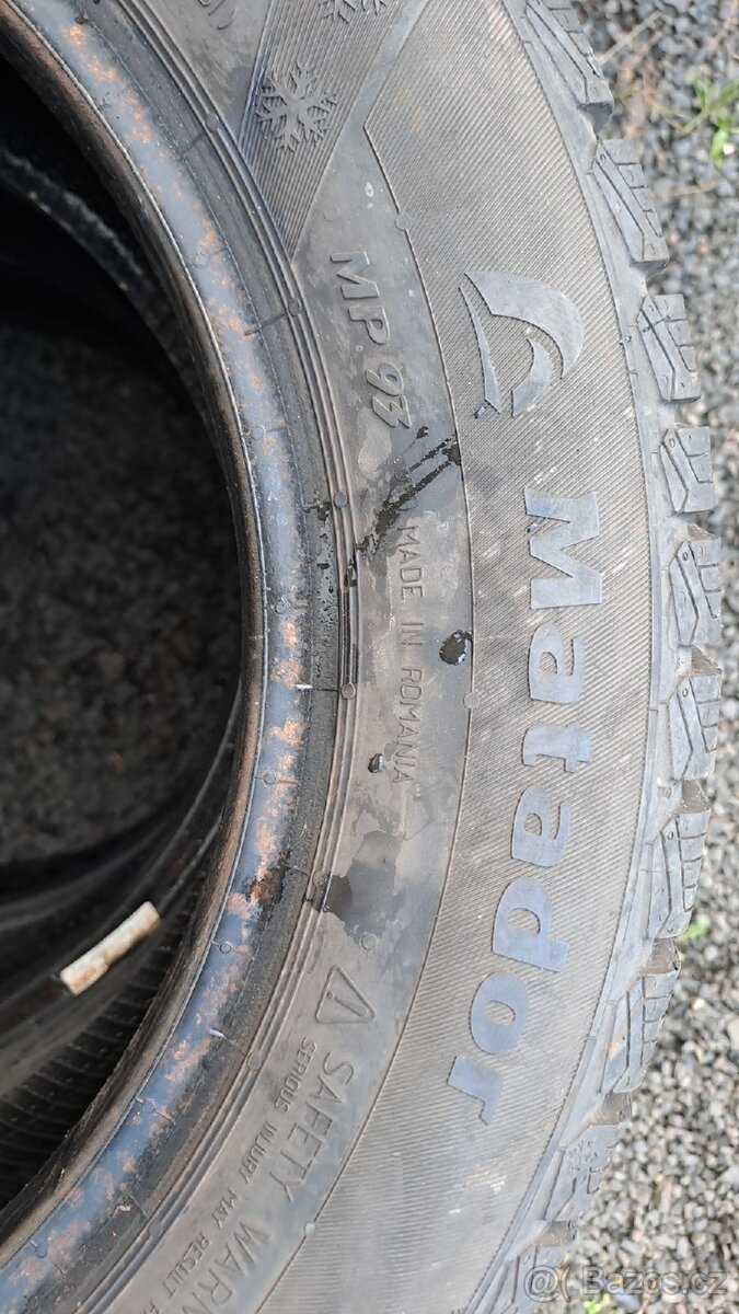 Prodám zimní pneu Matador Nordica MP93 175/65 R14 - 2