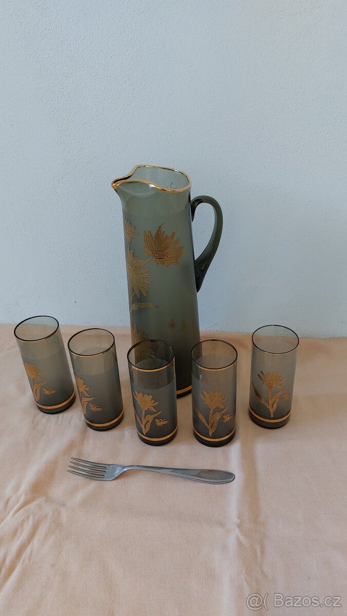 Keramický a skleněný servis - 2