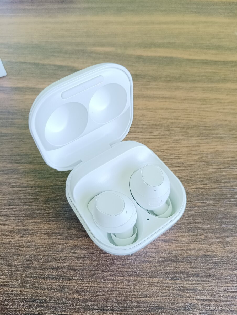 Samsung galaxy buds FE - 2