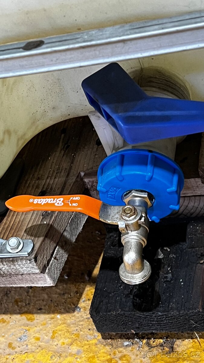 IBC kontejner 1000l - 2