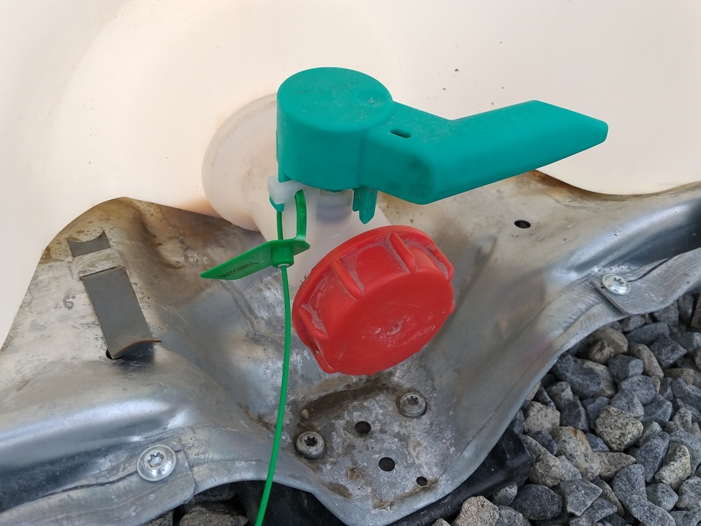 Nádrž na užitkovou vodu IBC 1000l - 2