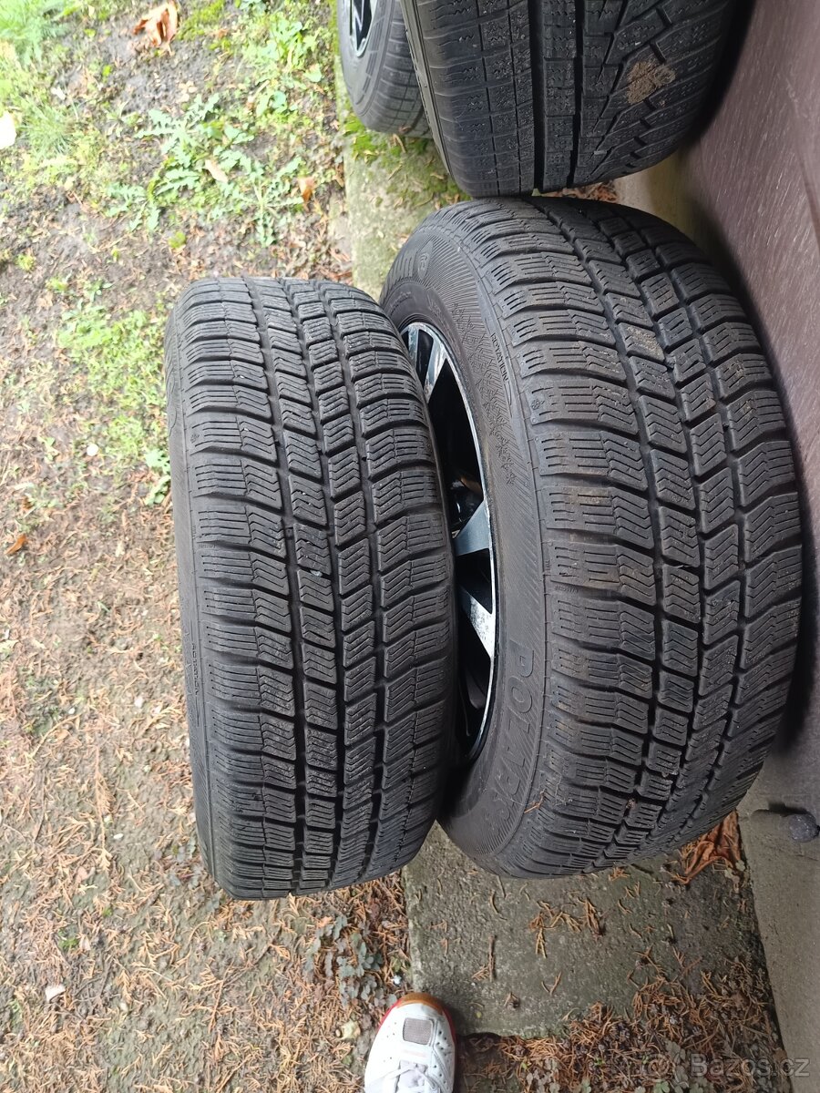 Prodám zimní pneu + elektronové disky - 2