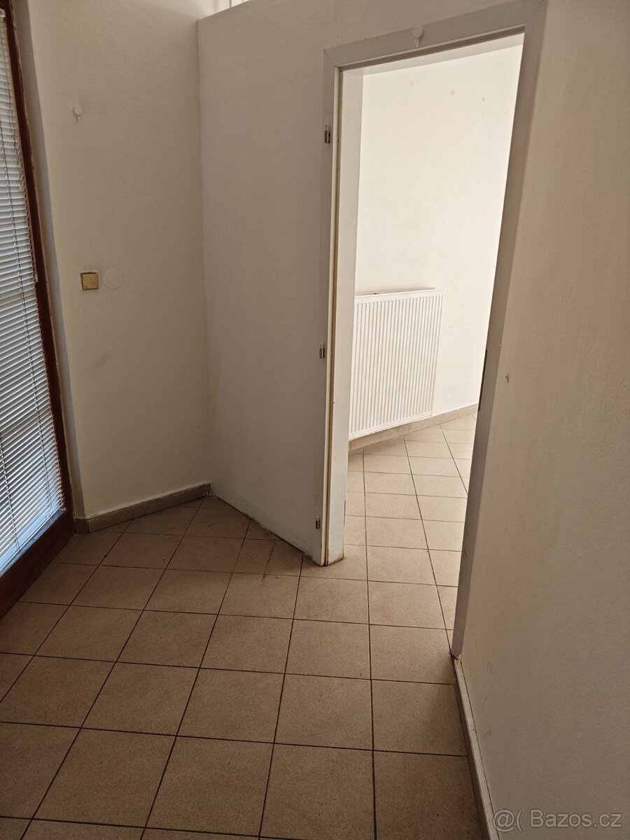 Pronájem nebytového prostoru v centru Liberce - 2
