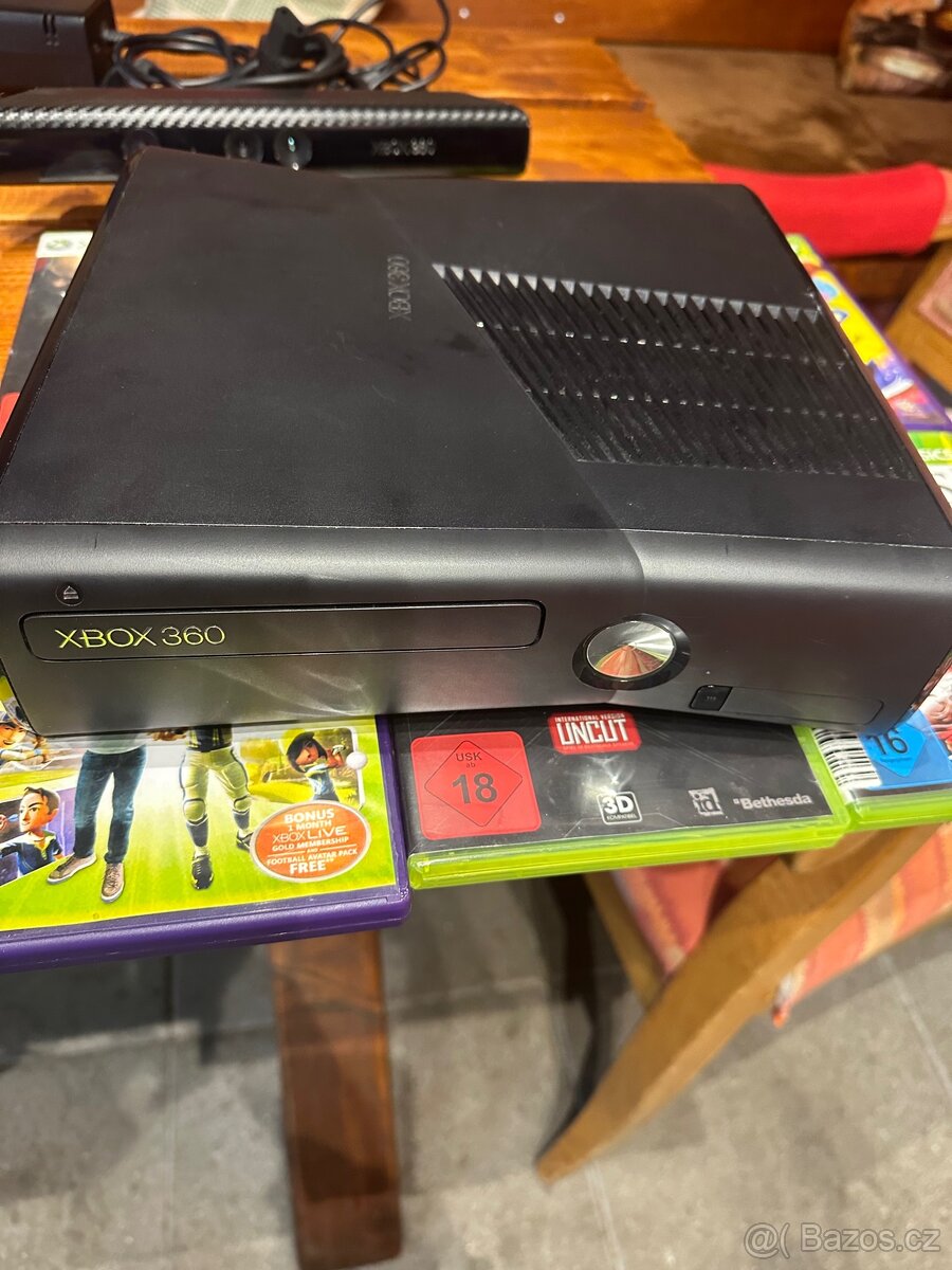 Xbox 360 Kinect - 2