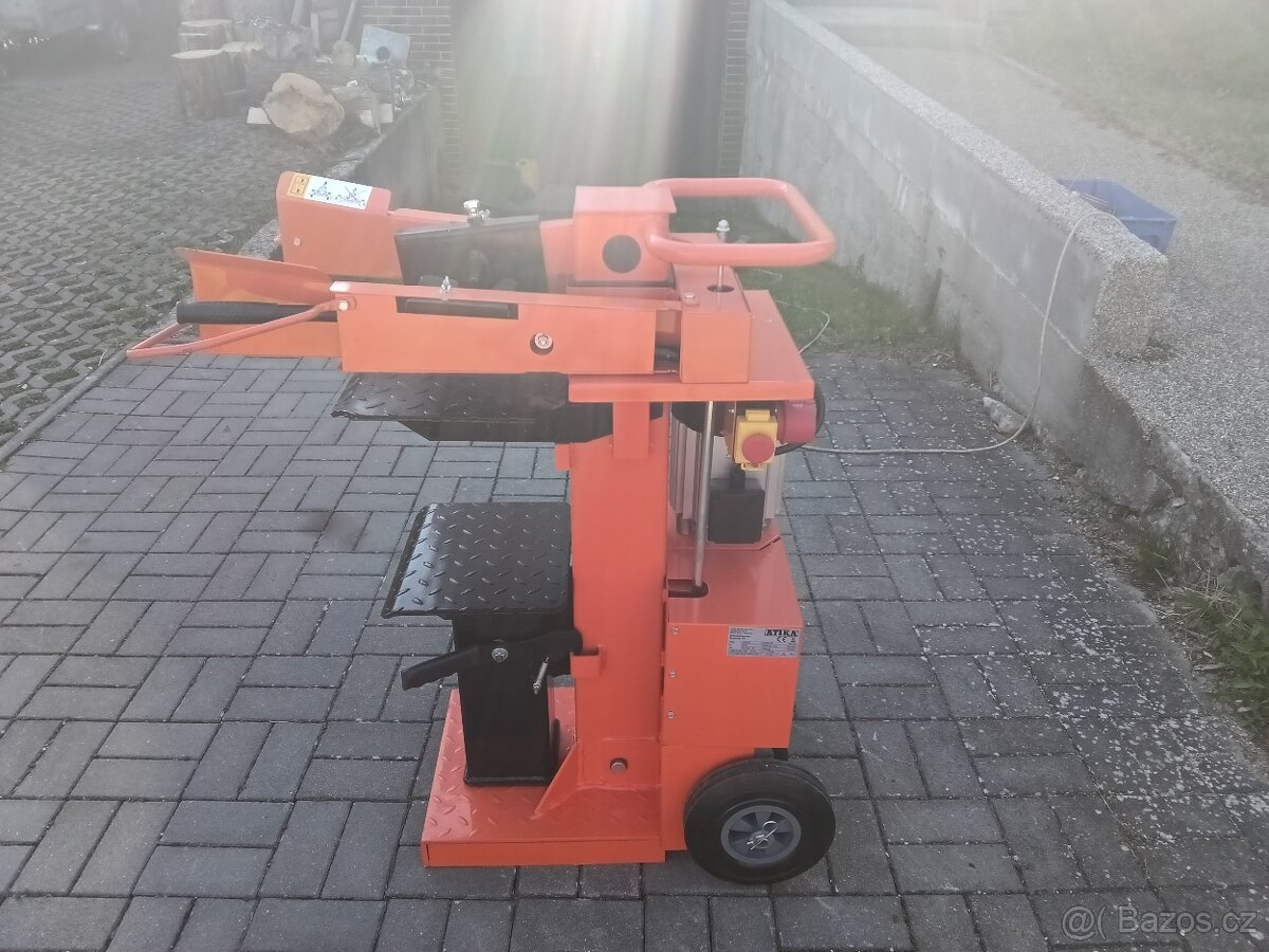 Štípačka na dřevo - 2