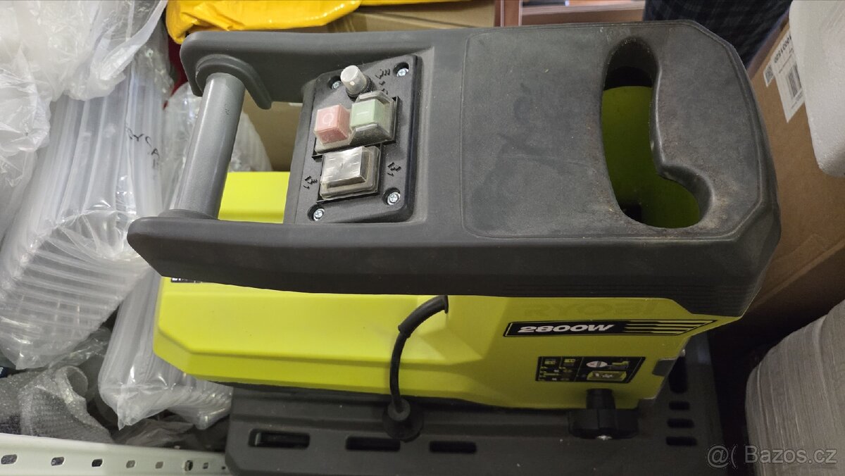 Drtic vetvi Ryobi RSH2845T - 2