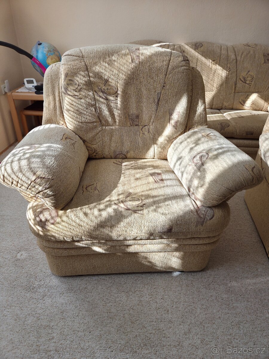 Gauč a křesla - 2