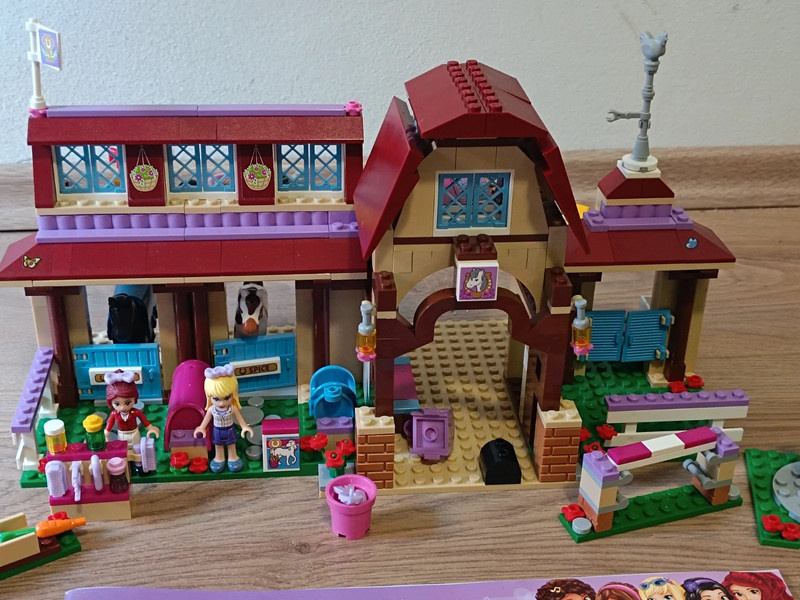 LEGO Friends 41126 jezdecký klub - 2