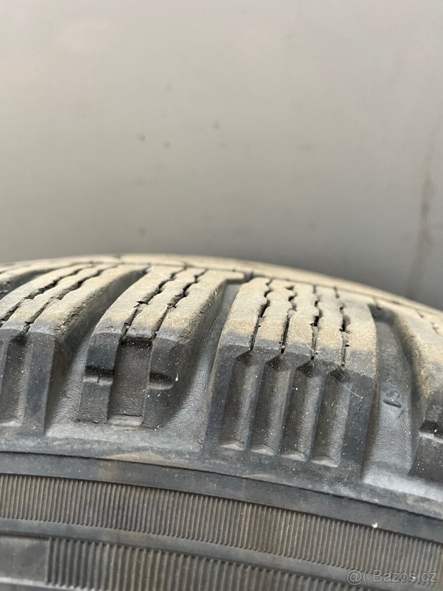 Pneu 215/65/16C - 5x120 - zimní + letní sada - 2