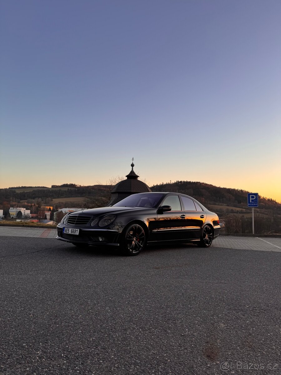 Mercedes w211 E320 - 2