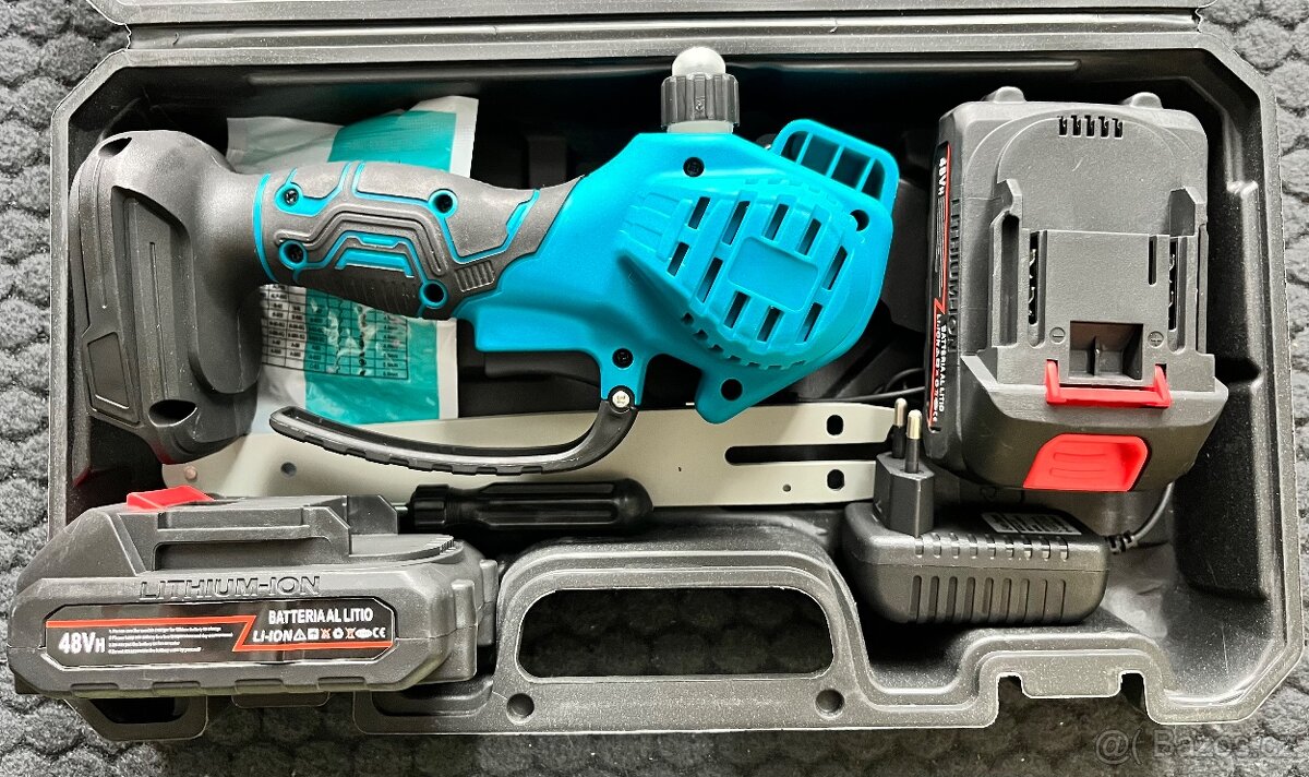 Nová aku řetězová pilka - 2